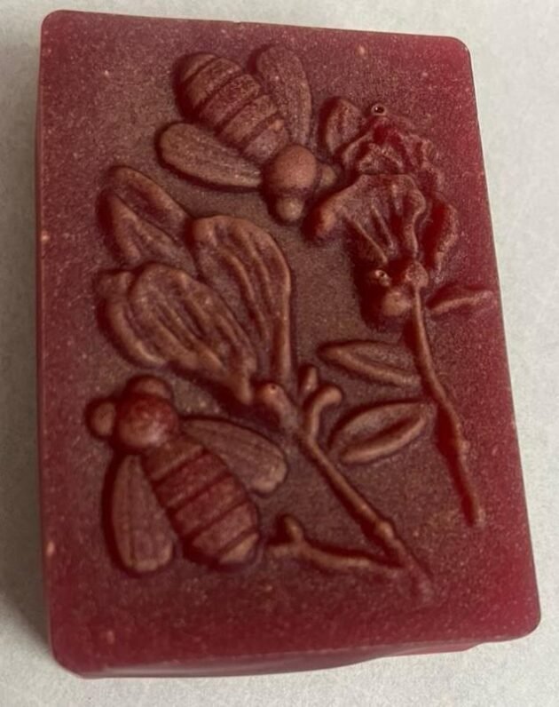 RED WINE & HONEY SOAP - Image 3